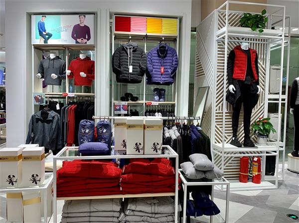 京東攜手紅豆打造首個服飾類無界零售店 落地無錫十一開業